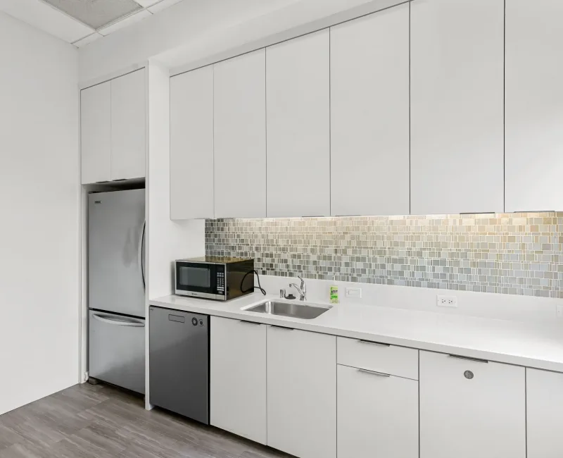 600WB_Ext_Amn_221 (2)